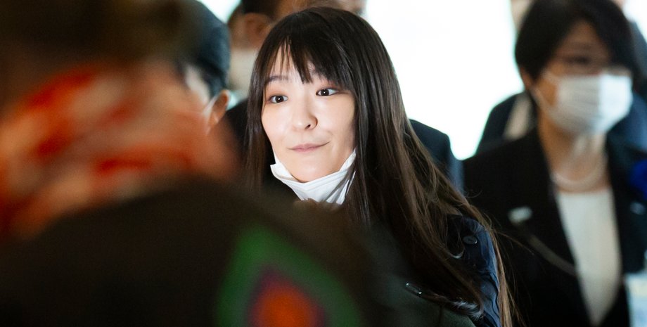 Мако Комуро