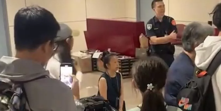 Авиакомпания China Airlines, разъяренные пассажиры, задержка рейса, тайфун, погодные условия, туризм, путешествия