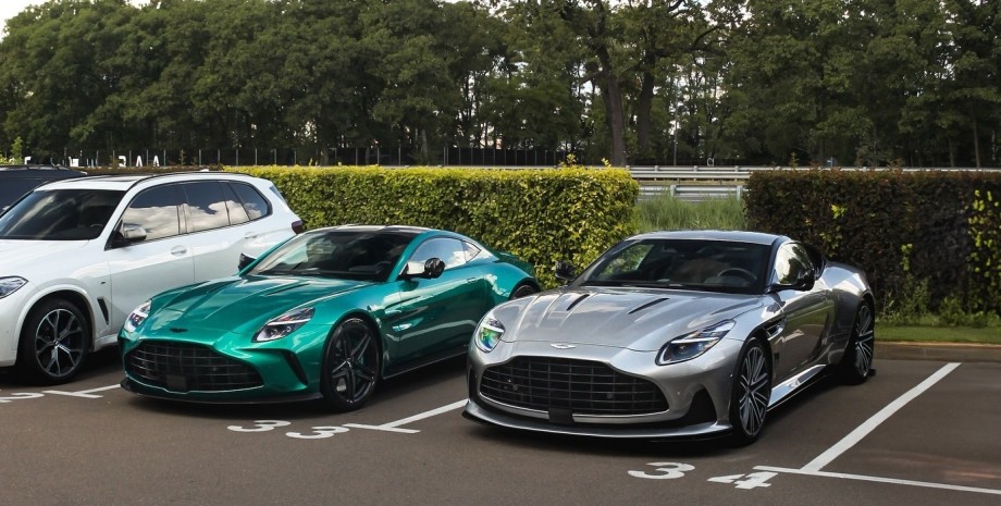 суперкары астон мартин суперкары астон мартин, автомобили премиум-класса, элитные авто, Aston Marin DBX, BMW M3, Ferrari 812, Lamborghini Urus