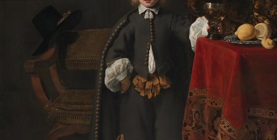 Логотип Nike, символ Nike, дивне фото, фото Nike, Nike на взуття, загадкове взуття, загадкова картина, курйоз в Британії, мандрівка в часі