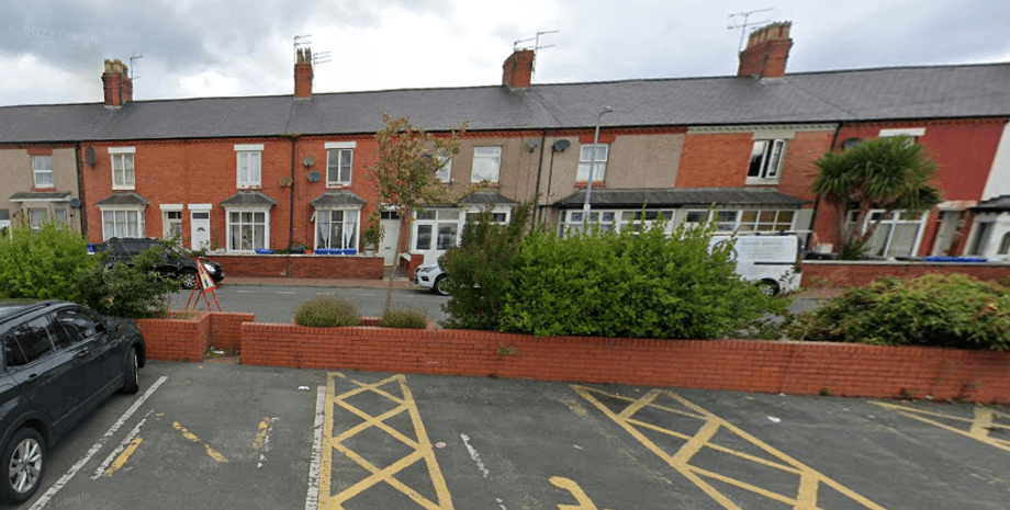 35 West Kinmel Street in Rhyl, дом