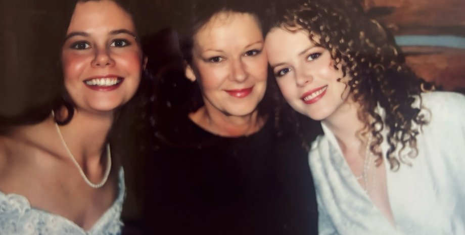 Антония, Джанель и Николь Кидман