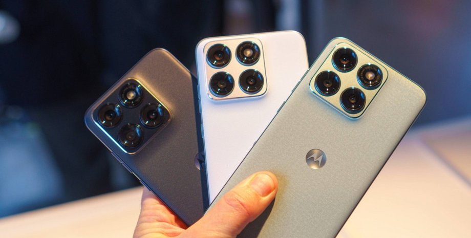 Motorola Edge 70 Fusion смартфони в руці