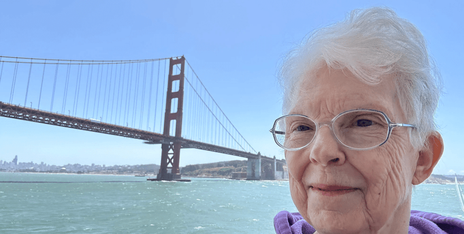 Шерон Лейн, мандрівниця