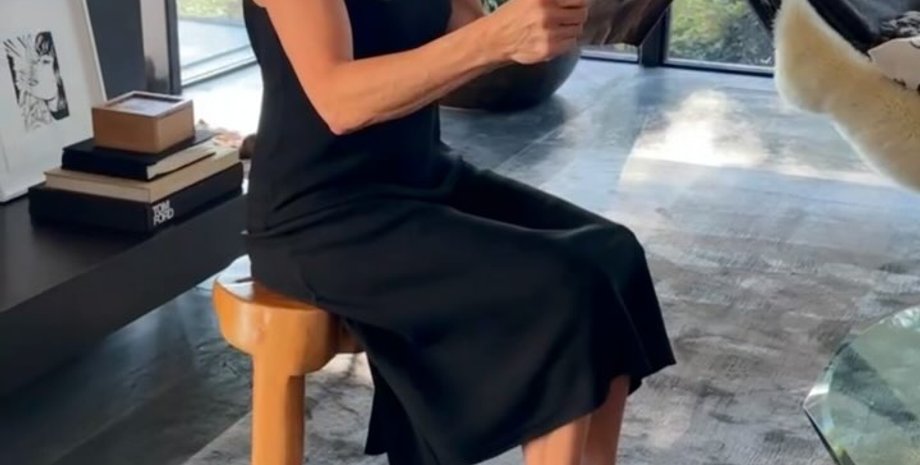 Дженнифер Энистон