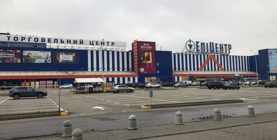 эпицентр, обход карантина, работа в карантин, карантинные ограничения, эпицентр не соблюдает карантина