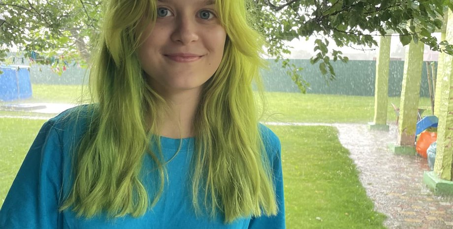 новости киева, матроним, ФИО, смена фамилии, смена имени, отчество, по матери, 16-летняя девушка сменила ФИО