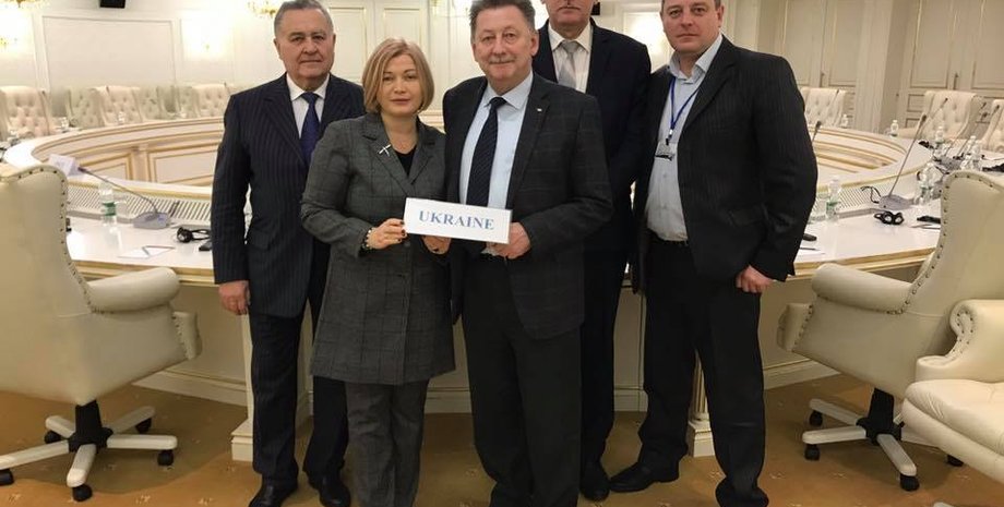 Ирина Геращенко в Минске с коллегами/ Фото: facebook.com/iryna.gerashchenko