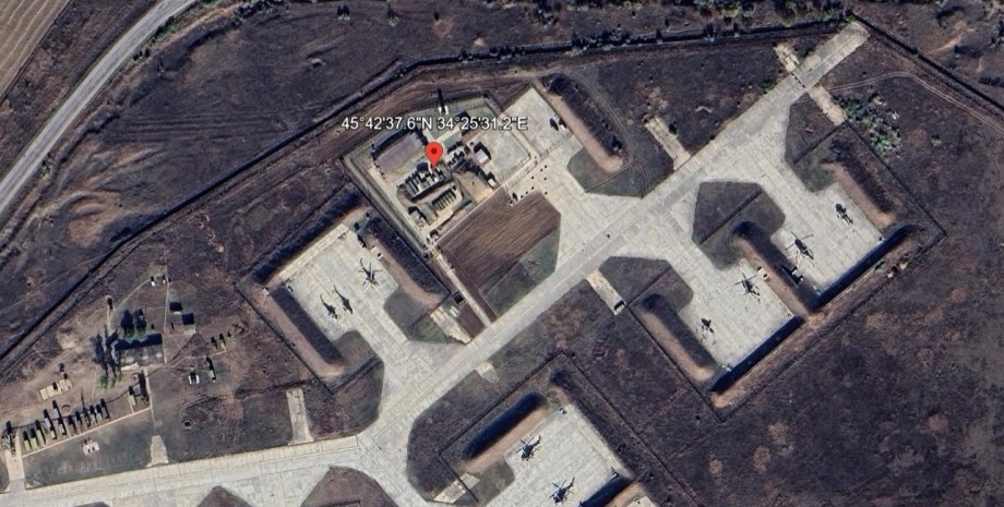 Аэродром в Джанкое / архивное фото Аэродром, Джанкой, Крым, Крымский полуостров, взрывы, атака