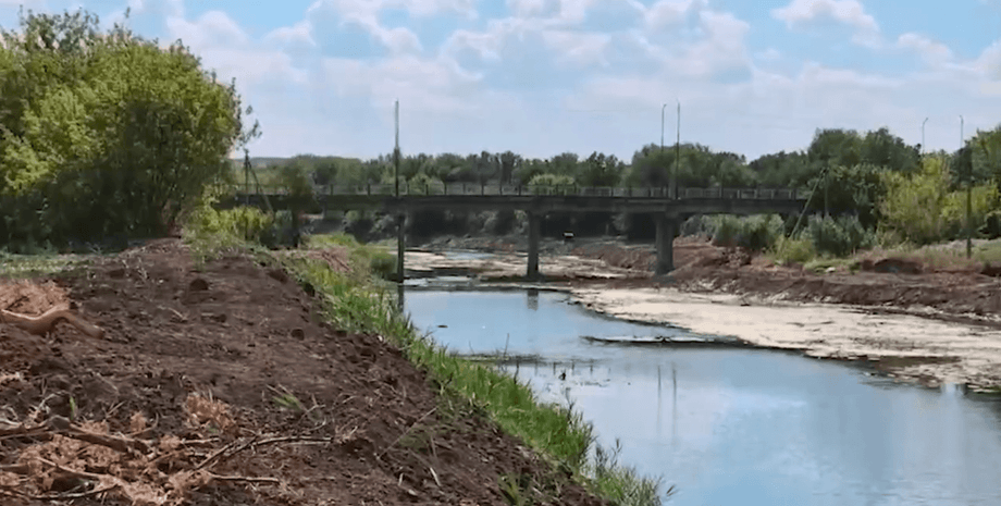 Росіяни подають свої дії як розчищення річок і боротьбу за воду