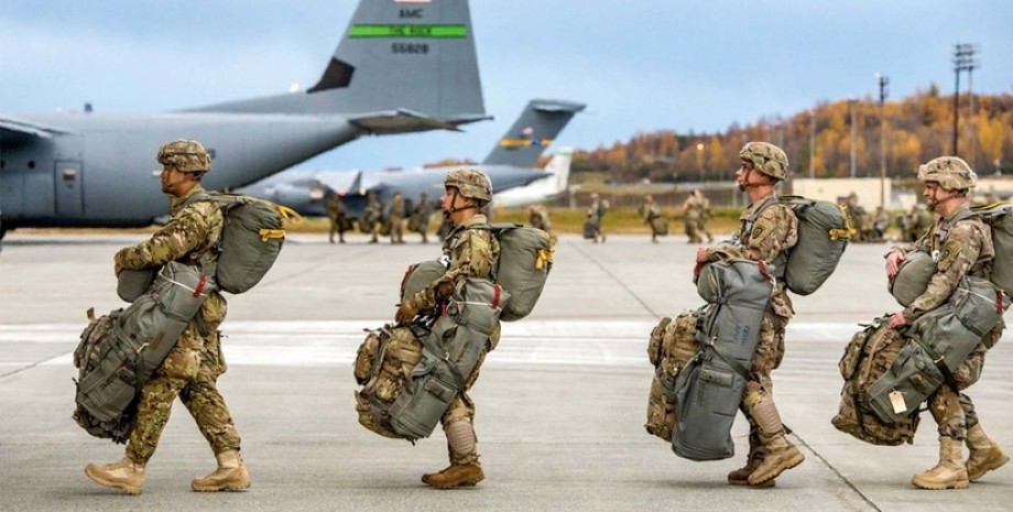 Американские военные Американские военные, США, солдаты, аэропорт, ВС США