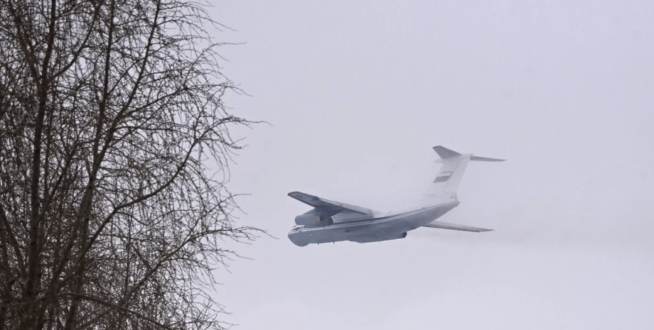 Ил-76 / архивное фото Самолет Ил-76