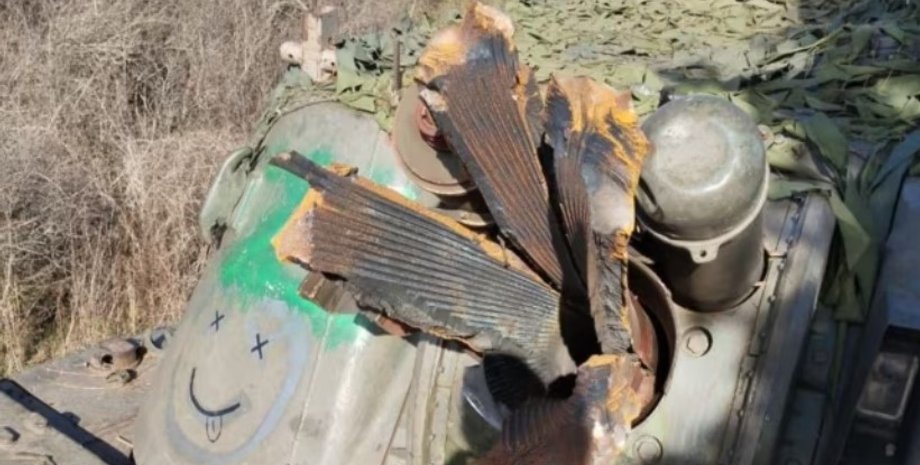 САУ Акация ВС РФ, ВС РФ китайские снаряды, РФ помощь Китаю, САУ разрыв дула, снаряд Китая для РФ