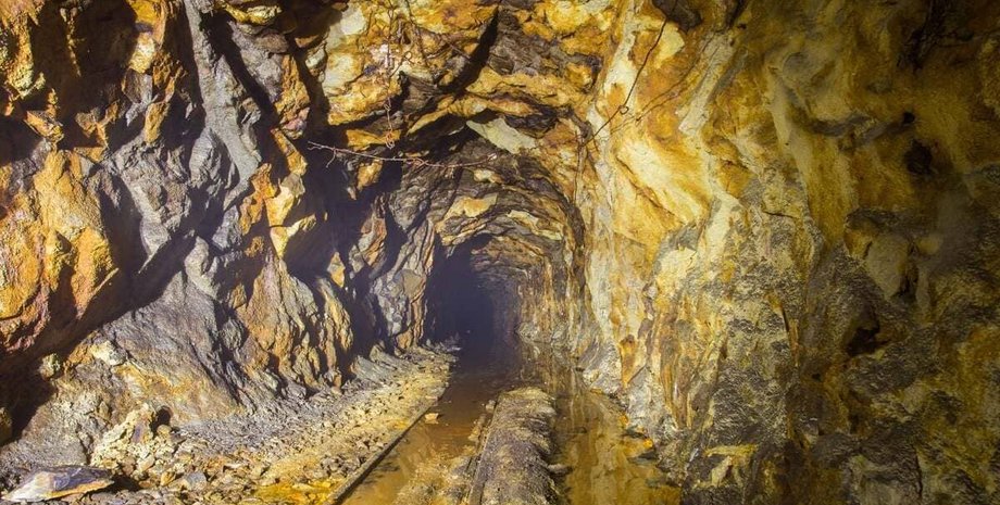 Золоте родовище