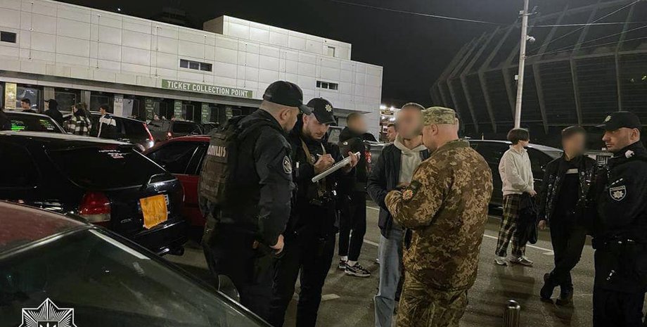 Дрифт, Дрифт у центрі Києва, Перегони, Вуличні перегони, Авто, Автомобілі, Військкомат, Поліція, Повістки, Україна, Київ