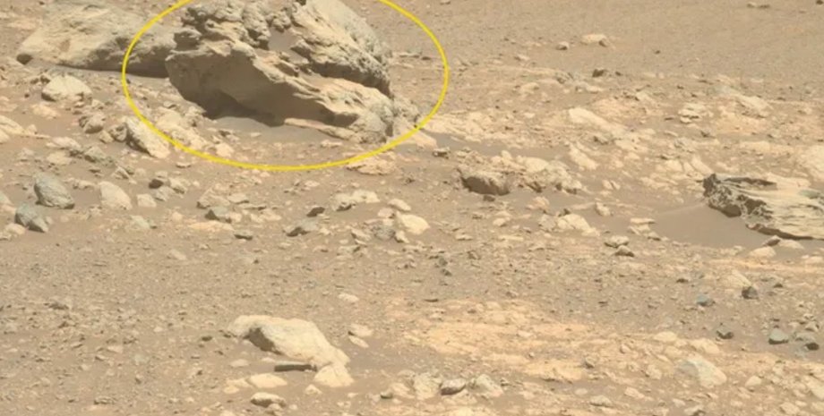 камінь Марс