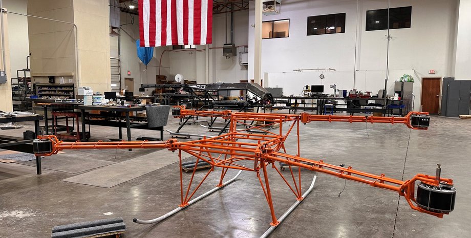 Вантажний дрон EVTV Envirotech Vehicles