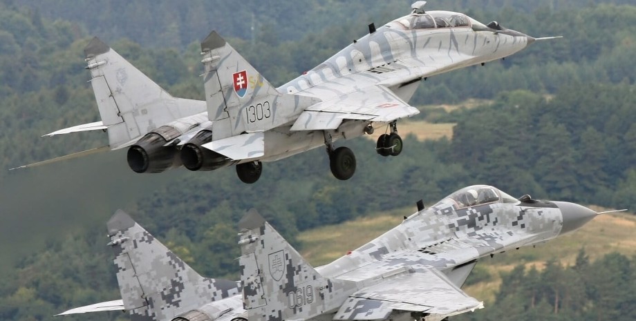 Словакія, літаки, винищувачі, мить 29, авіація, ЗСУ, війна в Україні