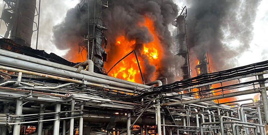 ЗСУ за два місяці уразили 85 ключових об'єктів Росії - деталі Головнокомандувач ЗСУ розповів, що за останні 2 місяці військові успішно уразили 85 важливих об’єктів на території РФ