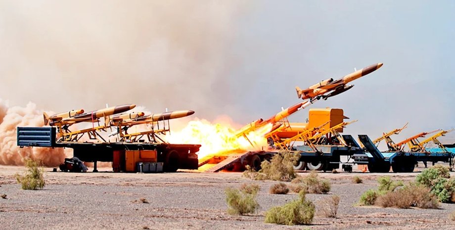 іран шахеди іран запускає шахеди