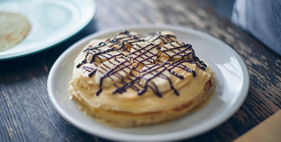 Лимонний торт із меренгою, смачний торт, торт із лимоном, що таке меренга