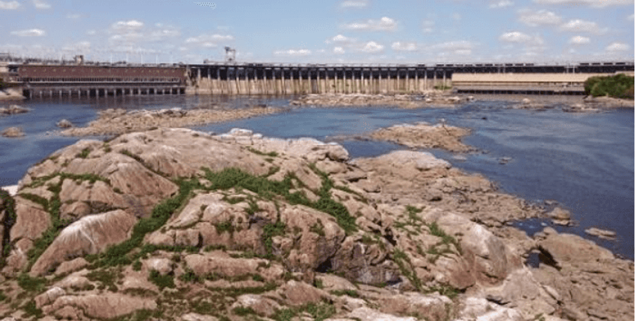 Каховская ГЭС, подрыв, строительство