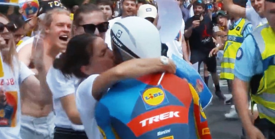 Жюльен Бернар Жюльен Бернар, жена, поцелуй, Tour de France