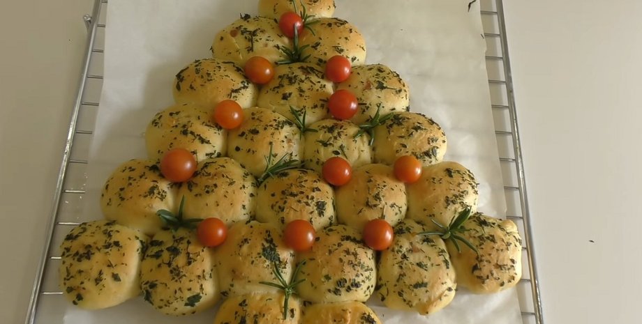 Булочки бриоши, елочка из булочек, рождественский рецепт