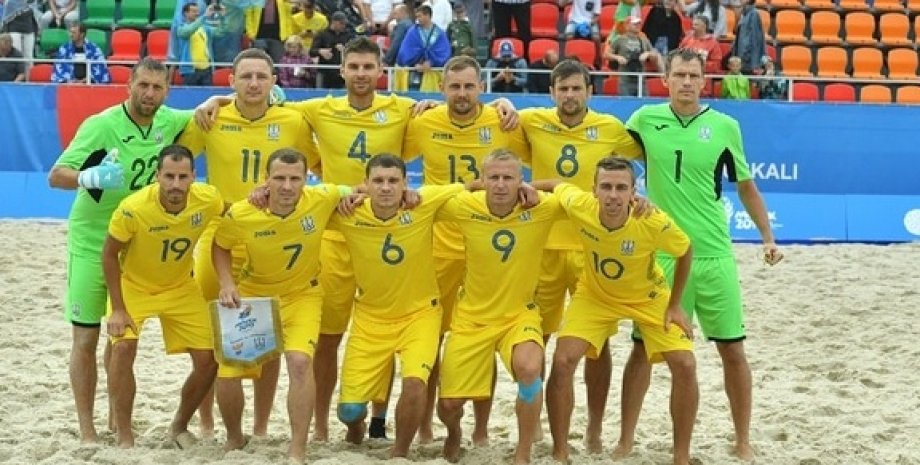 Сборная Украины по пляжному футболу/ Фото: ffu.ua