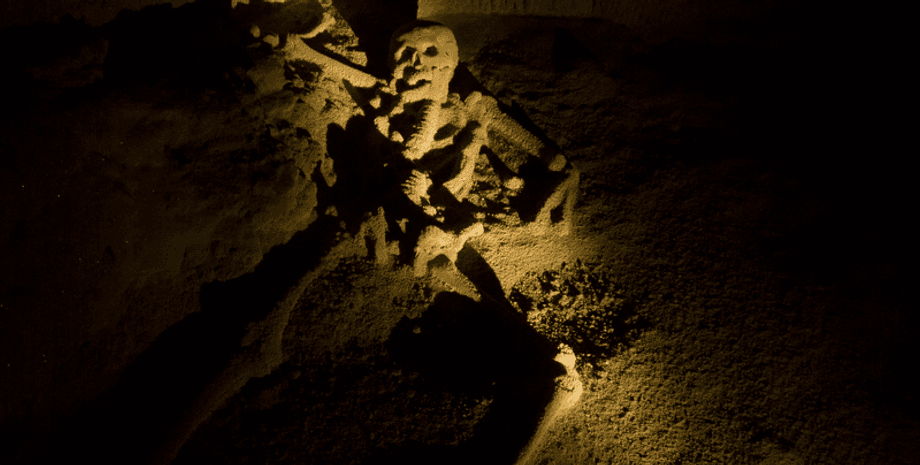 Хрустальная дева, древние мая, кристаллы кальцита, археологическая достопримечательность, скелеты, доклассическая эпоха, Белиз, достопримечательность, неандерталец, мезоамериканская цивилизация, моя, цивилизация моя, останки человека