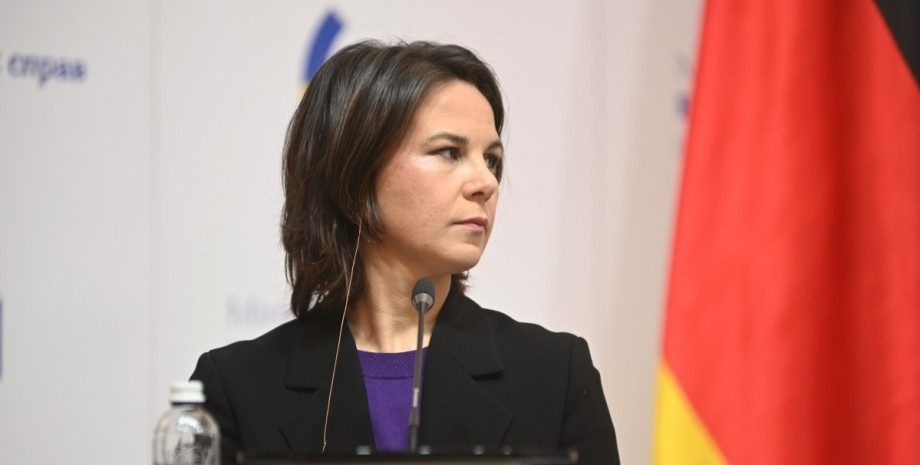 Анналена Бербок Анналена Бербок