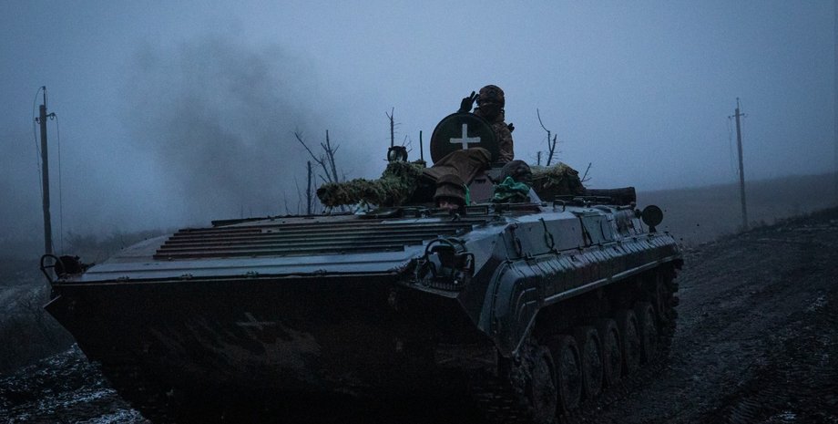 боєць зсу бмп