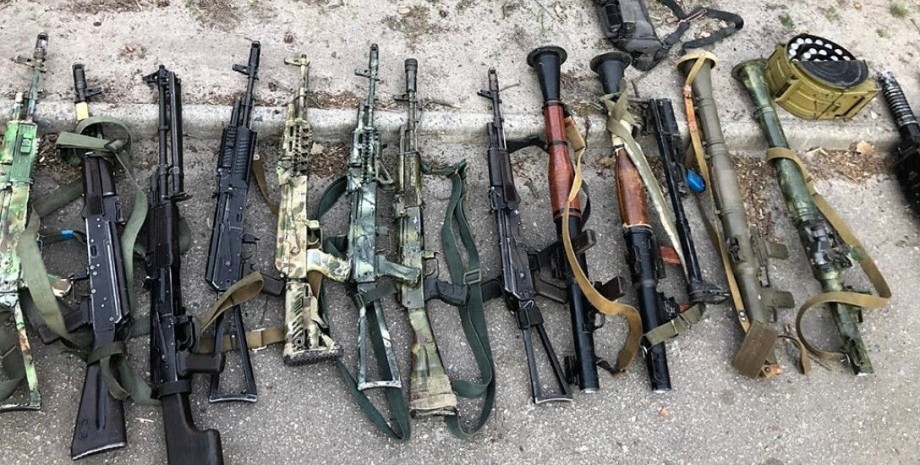 В оружейных магазинах Харькова опровергли слова "слуги" о дефиците патронов