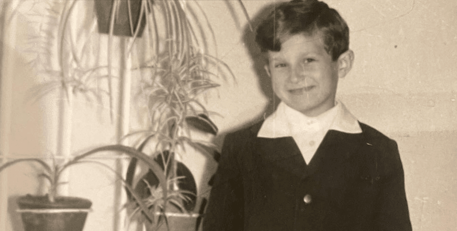 Юрий Горбунов, Юрий Горбунов мама, Юрий Горбунов в детстве, Юрий Горбунов катя осадчая, история из детства, родительское собрание