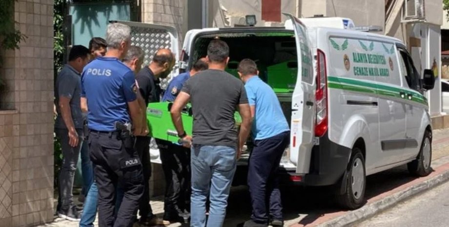 анталия убийство, алания убийство, убийство в турции отель, украинец убийство в турции, украинец убил детей, украинец ранил жену, зарезал детей, Алексей Навроцкий, депутат навроцкий харьков, харьков навроцкий