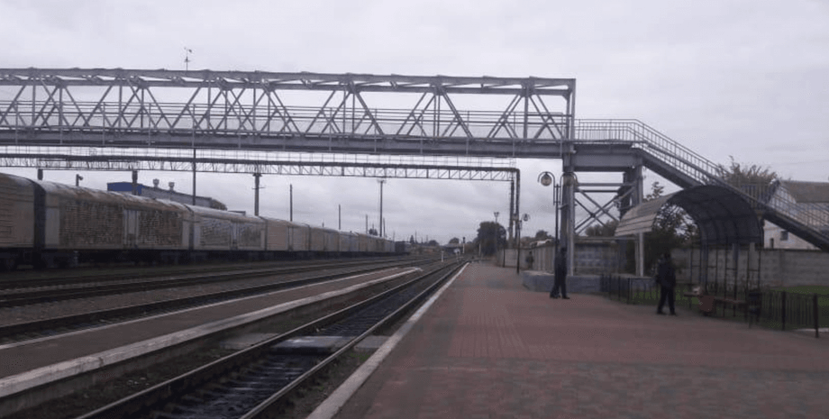 Военный, смерть, загрузка техники, Сумская область, вокзал