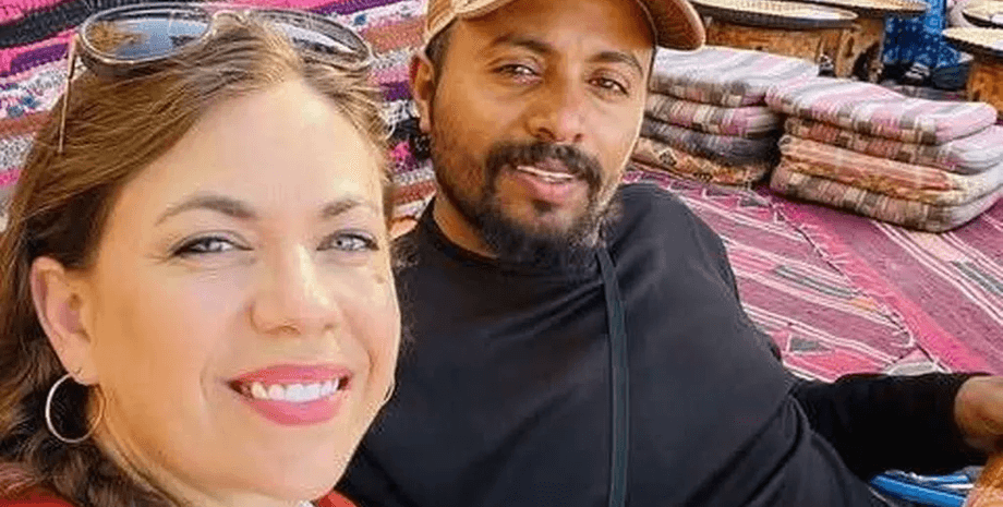 Женщина переехала в пещеру, пещера в пустыне, нашла мужа в соцсети, познакомились в Instagram, жизнь в пещере, необычное жилье