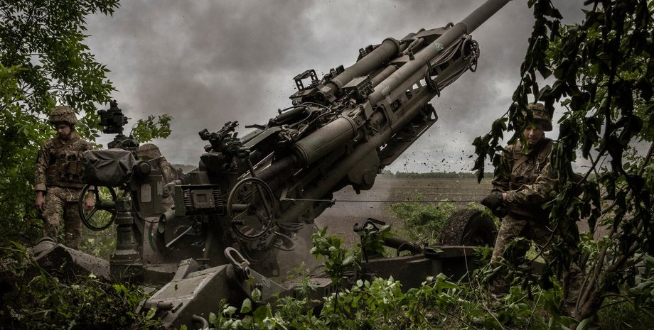 Українські військові та гаубиця М777, гаубиця М777, М777,