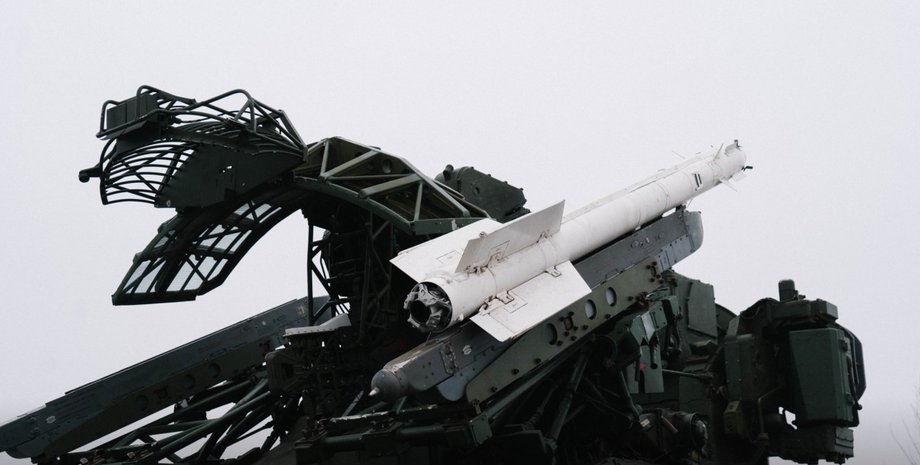 ЗРК Оса з ракетою Р-73