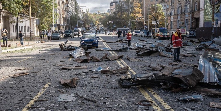 Последствия обстрела Киева, фото