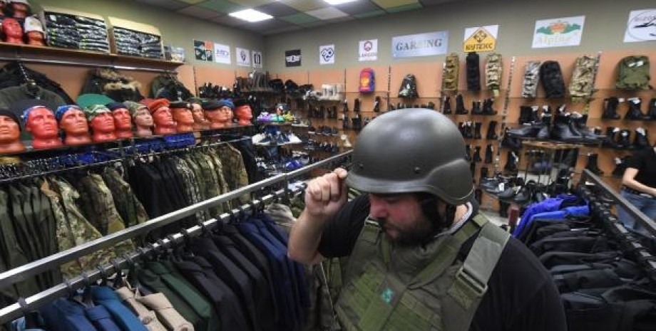 военный магазин россия, ажиотаж, армейская экипировка