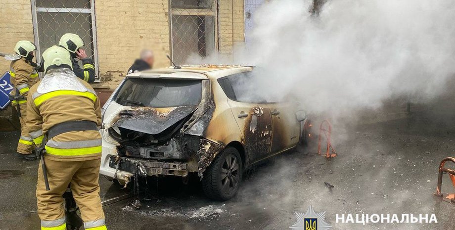 спалене авто київ, в києві вибухнуло авто