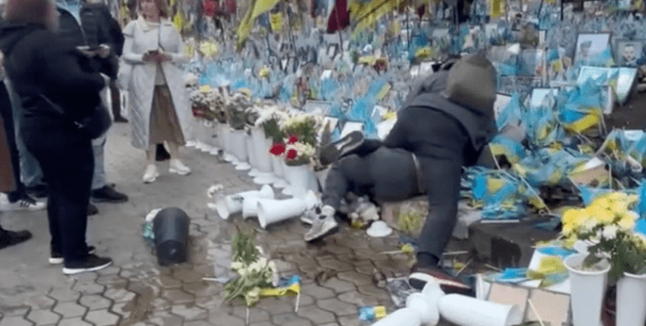 В Киеве произошла стычка на Аллее Героев, на аллее героев произошла драка, аллея героев на майдане, российско-украинская война