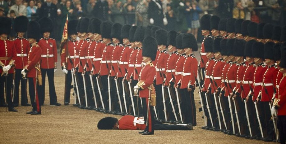 Гвардеец, Англия, охранник, королевская семья, караул, военный