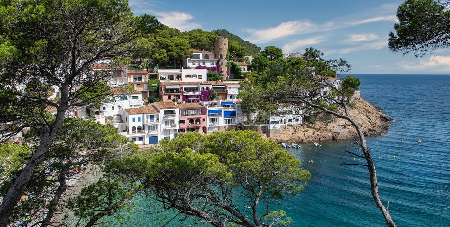 покупка испанской недвижимости, поляки бегут от войны, Польша, Испания