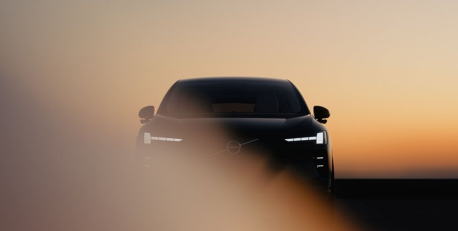 новый Volvo EX60