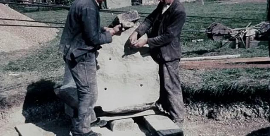 "Реставрация" комплекса 30-х годов