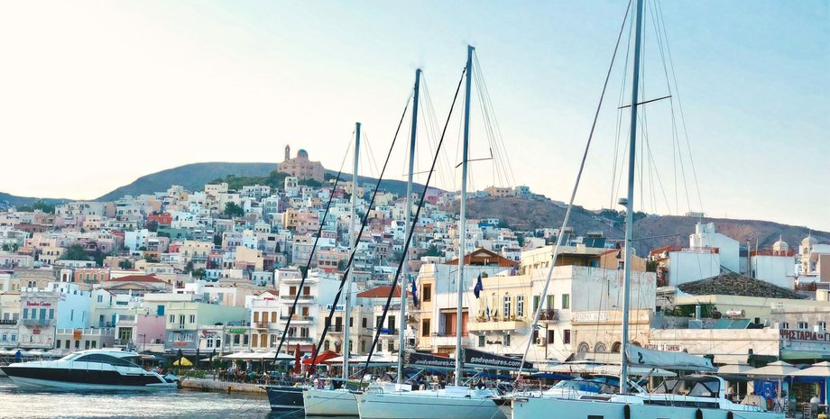 Як відпочити на острові Сірос