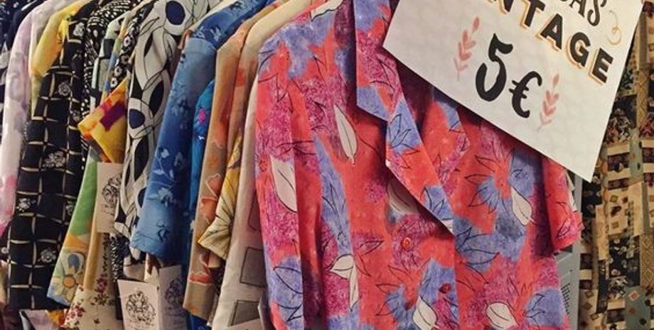 Женщина нашла на секонд-хенде интересную вещь в кармане пиджака, находки в благотворительных магазинах, курьезы