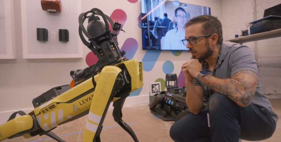 Spot, робот,  Сантьяго Вальдаррама